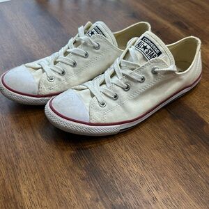 Converse Women’s Chuck Taylor Dainty Ox Low Top